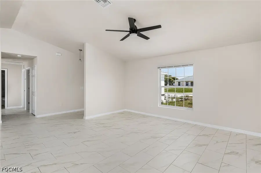 124 NE 15th Terrace, Cape Coral, FL 33909 - #3