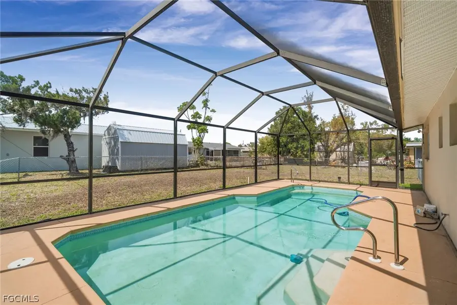 414 NE 15th Place, Cape Coral, FL 33909 - #2