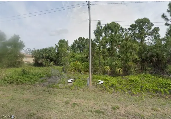 1217 Ermine Street E, Lehigh Acres, FL 33974