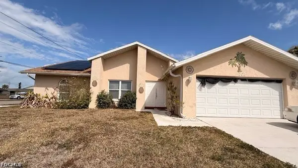 101 SE 43rd Lane, Cape Coral, FL 33904