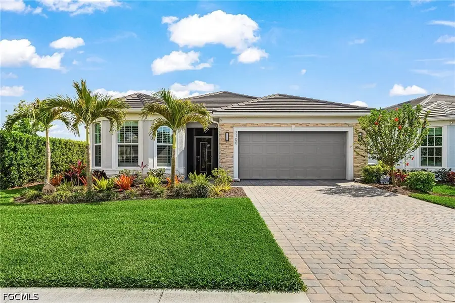 7100 Del Webb Oak Creek Boulevard N, North Fort Myers, FL 33917 - #2