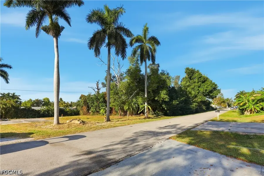 5465 Avenue D, Bokeelia, FL 33922 - #2