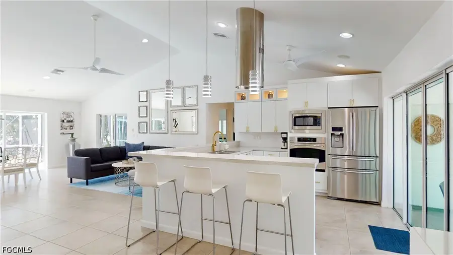 814 El Dorado Parkway E, Cape Coral, FL 33904 - #3