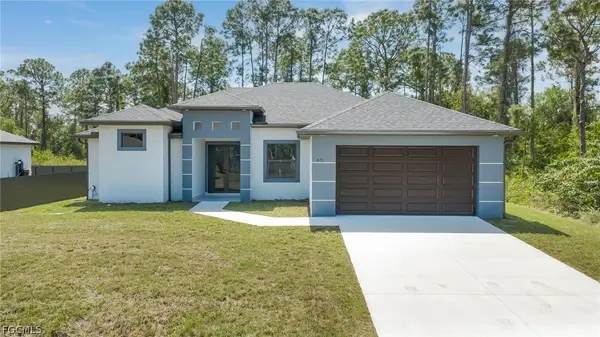 872 Spaulding Street E, Lehigh Acres, FL 33974