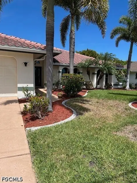 521 SW 52nd Street, Cape Coral, FL 33914 - #3