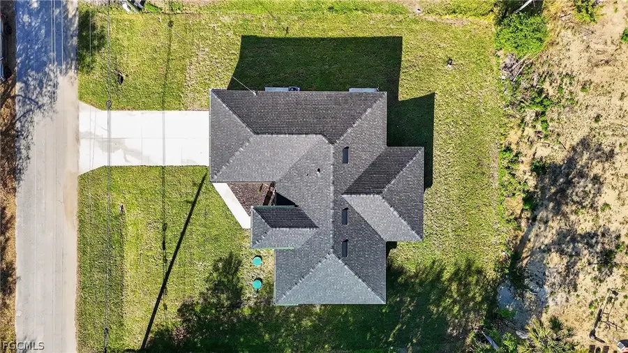 205 E 15th Street, Lehigh Acres, FL 33972 - #3