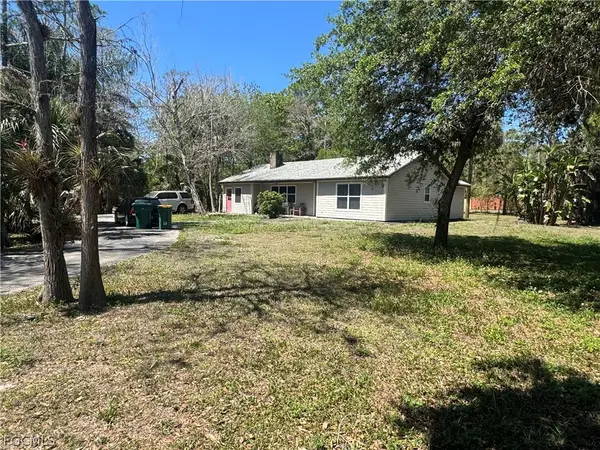 3817 23rd Avenue Sw, Naples, FL 34117