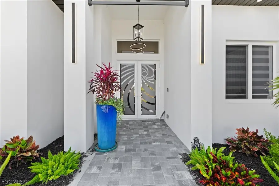 516 SW 11th Place, Cape Coral, FL 33991 - #3