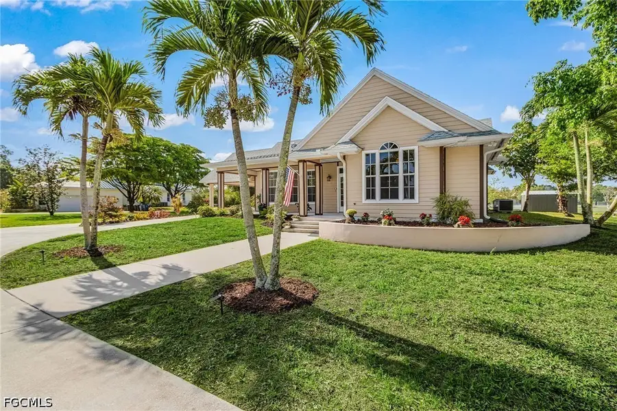 8930 Penzance Boulevard, Fort Myers, FL 33912 - #3