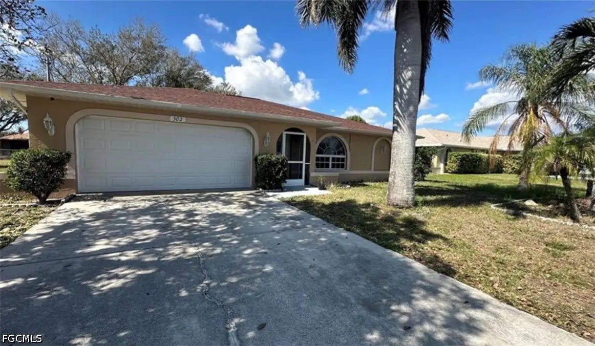302 SE 1st Place, Cape Coral, FL 33990 - #1