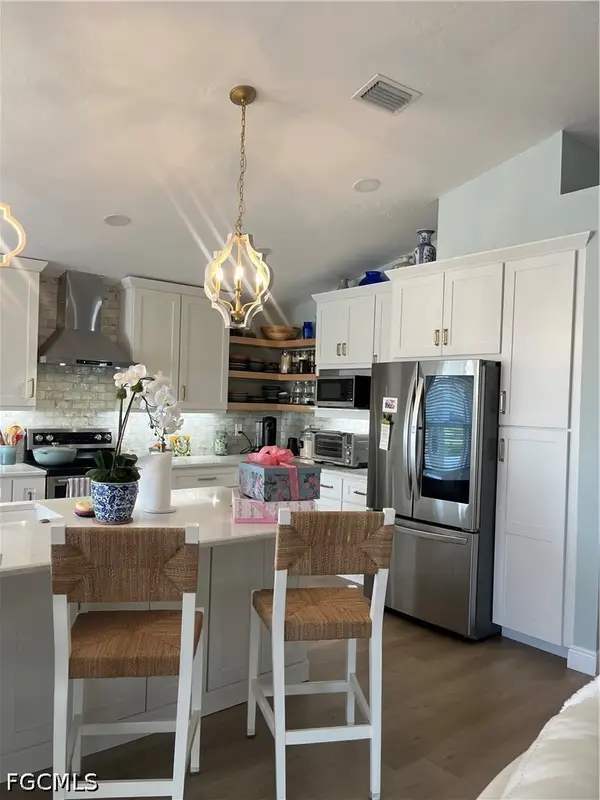 17540 Fan Palm Court, North Fort Myers, FL 33917