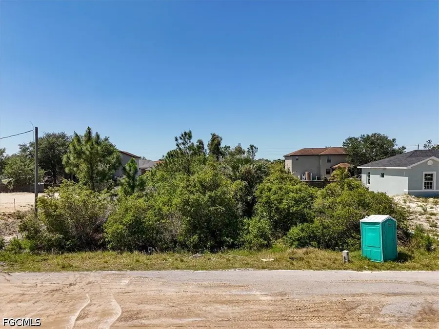 421 Yolanda Street, Lehigh Acres, FL 33972 - #2