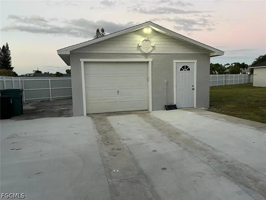 1432 Caywood Circle N, Lehigh Acres, FL 33936 - #3