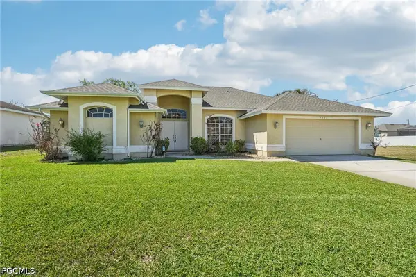 4007 11th Street W, Lehigh Acres, FL 33971
