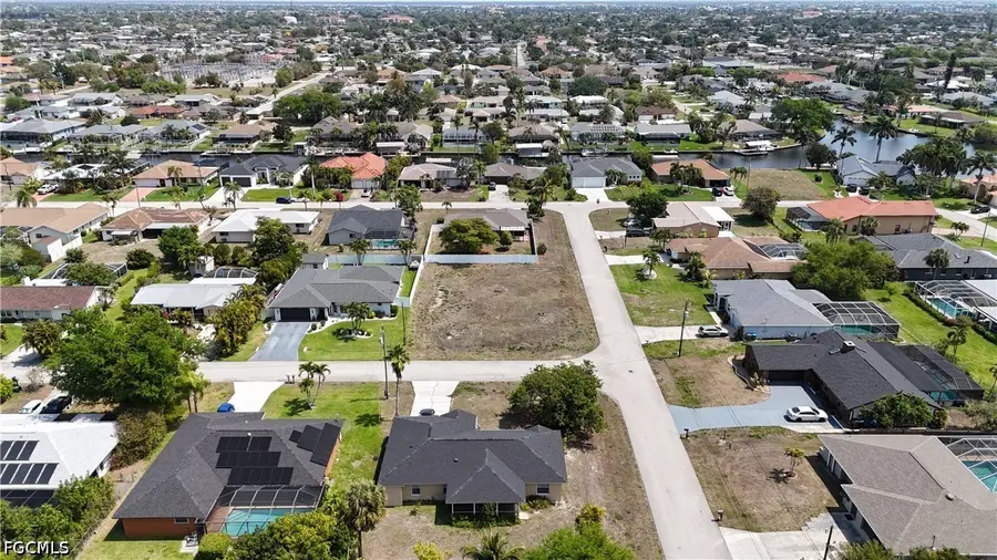 4037 SW 2nd Place, Cape Coral, FL 33914 - #2