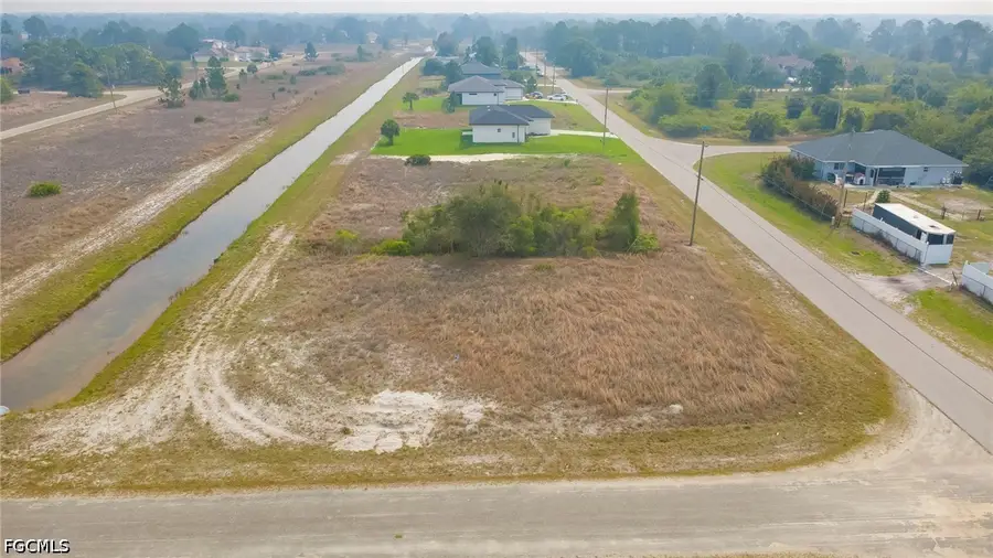 831 Colyer Street E, Lehigh Acres, FL 33974 - #3