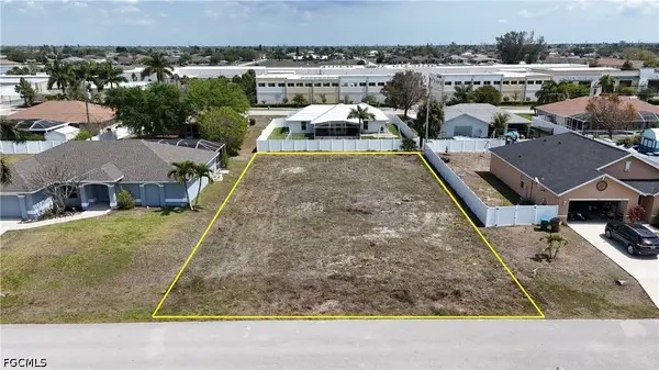 4313 SW 9th Place, Cape Coral, FL 33914
