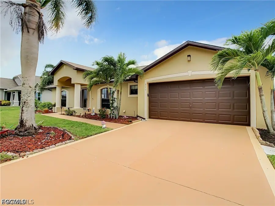 211 NW 26th Avenue, Cape Coral, FL 33993 - #2