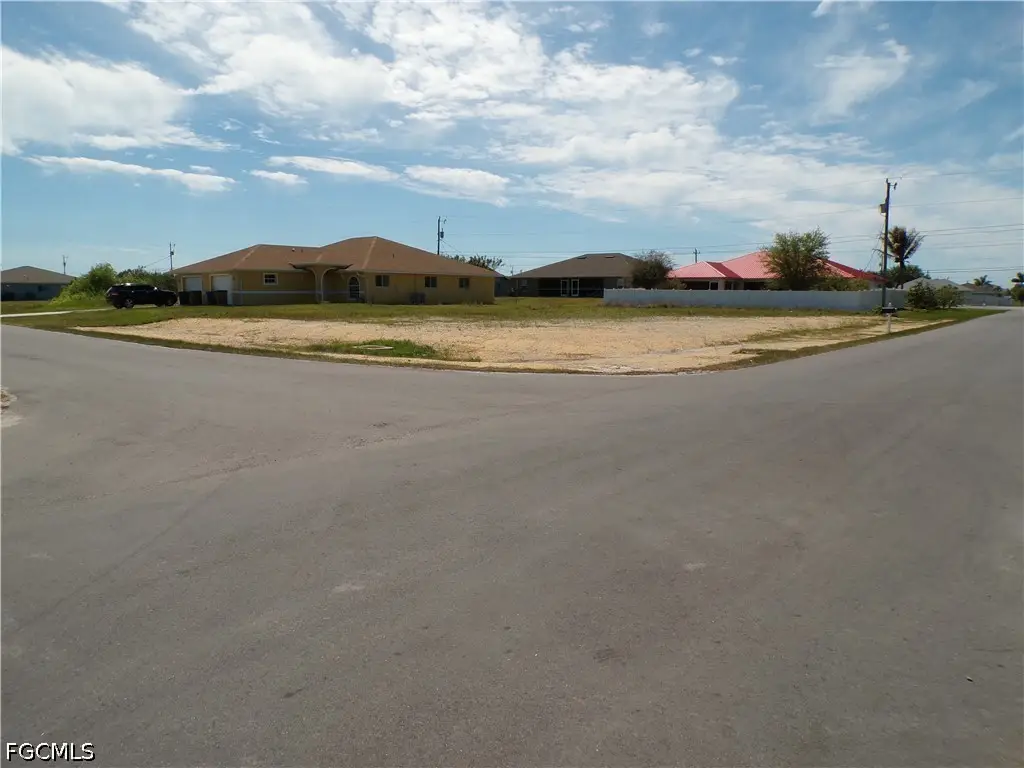 1910 NE 8th Place, Cape Coral, FL 33909 - #1