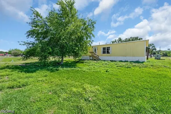 428 Avenue D Nw, Moore Haven, FL 33471