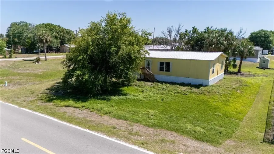 428 Avenue D Nw, Moore Haven, FL 33471 - #2