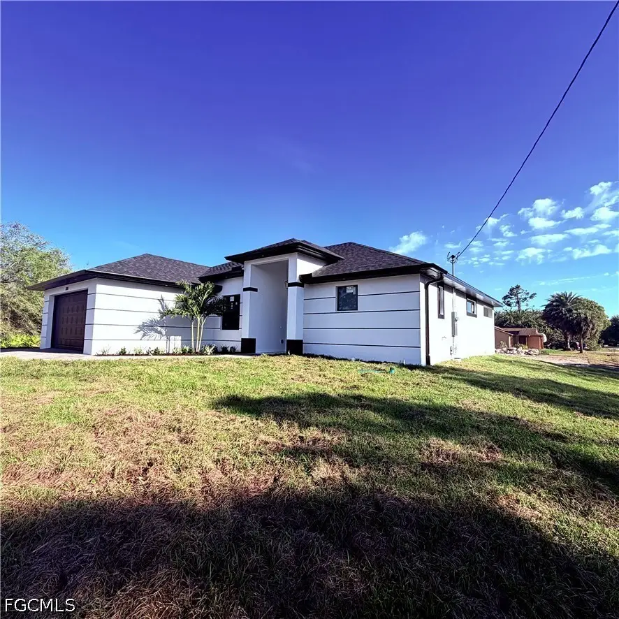 800 E 7th Street, Lehigh Acres, FL 33972 - #2