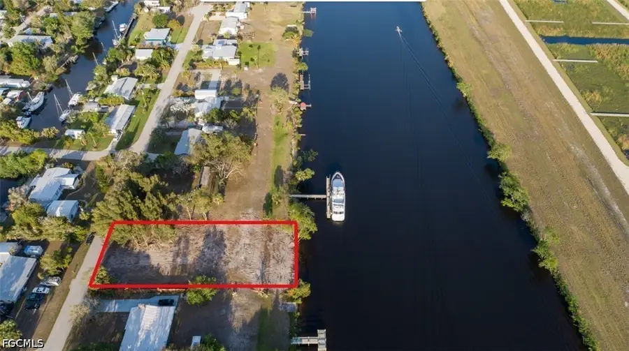1035 W Anchor Lane, Moore Haven, FL 33471 - #2