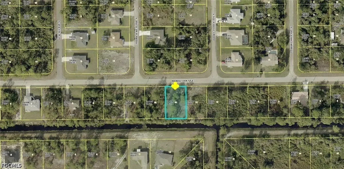 726 Manhattan Street E, Lehigh Acres, FL 33974 - #1