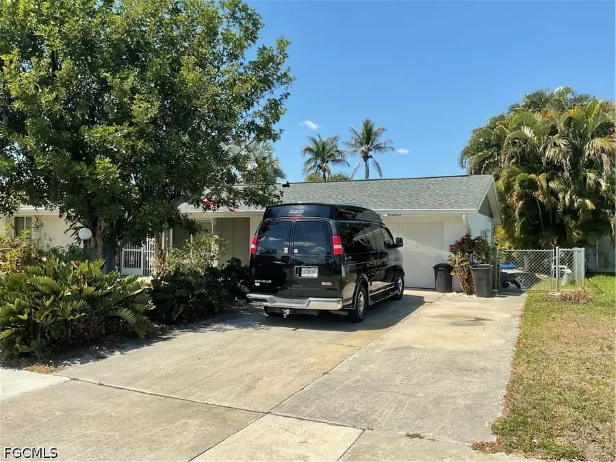 4617 Forest Glen Drive, North Fort Myers, FL 33903 - #2