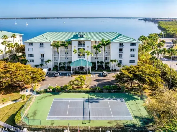 200 Harbor Walk Drive #354, Punta Gorda, FL 33950