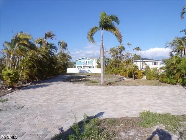 5865 Estero Boulevard, Fort Myers Beach, FL 33931