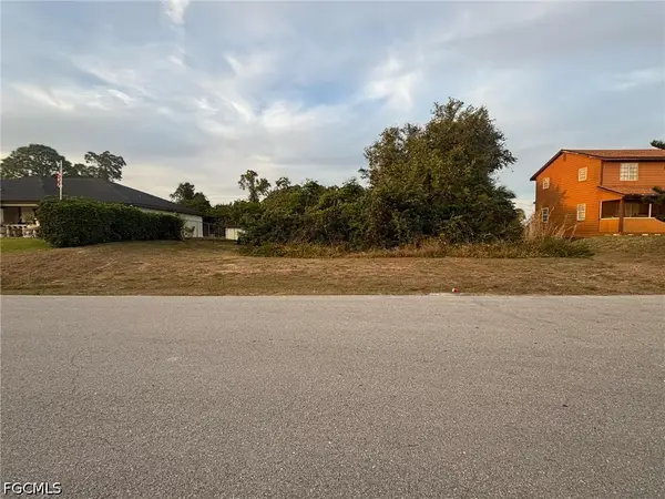 3404 2nd Street W, Lehigh Acres, FL 33971