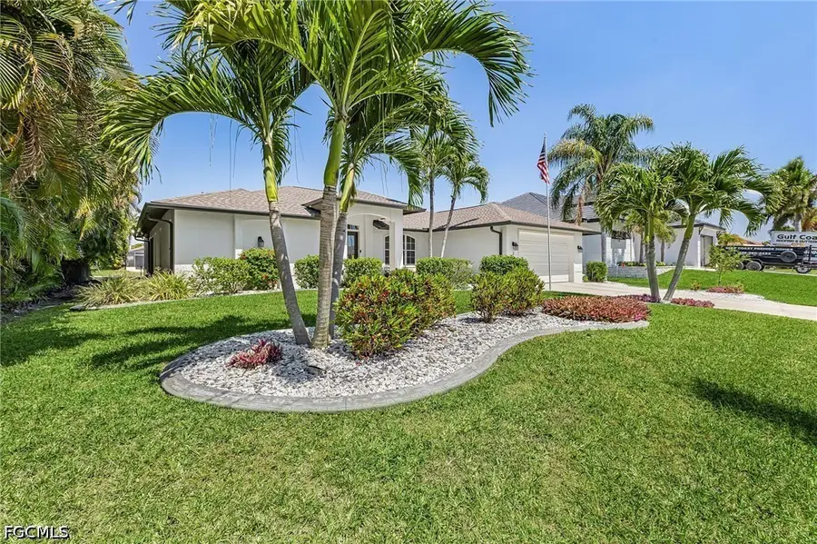 2207 SW 52nd Street, Cape Coral, FL 33914 - #2