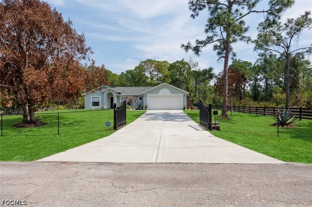 2118 Moore Avenue, Alva, FL 33920 - #1