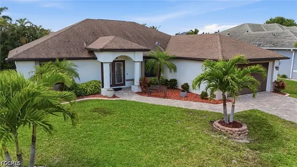 2714 SW 28th Avenue, Cape Coral, FL 33914