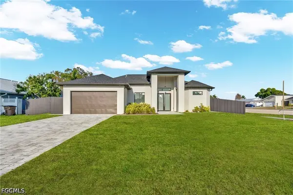 2 SE 20th Court, Cape Coral, FL 33990