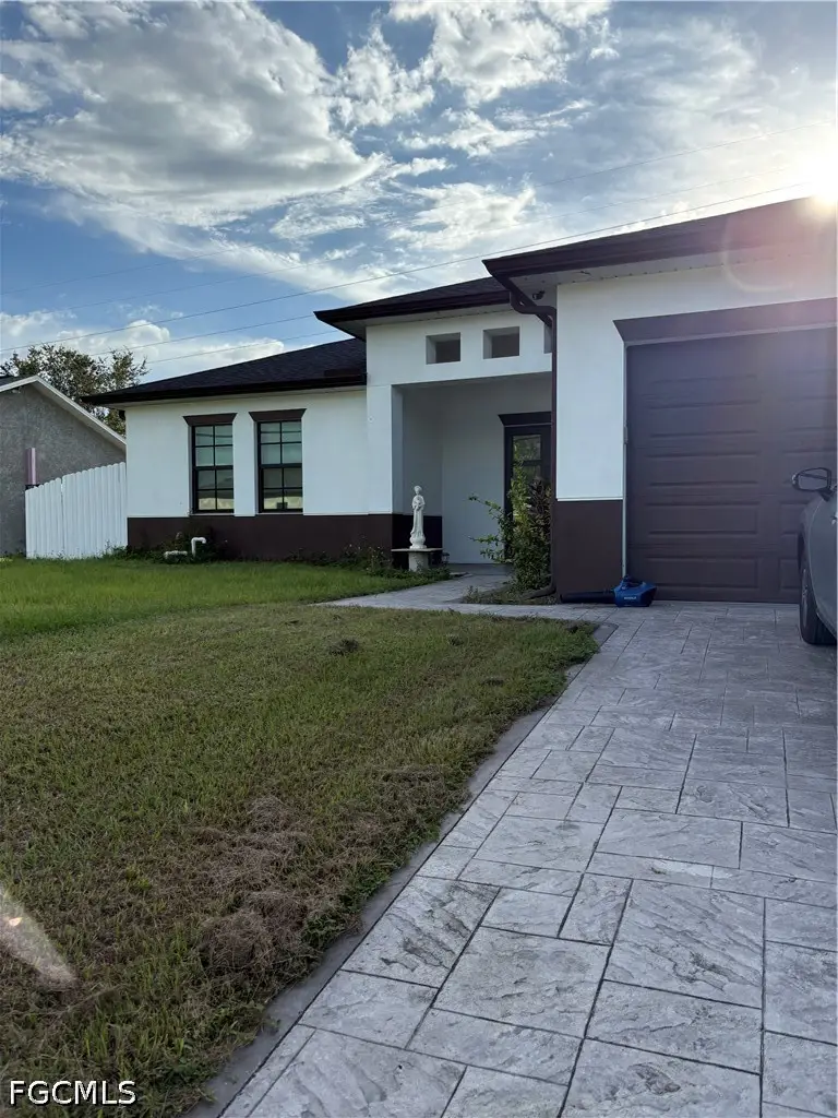 810 Floyd Avenue S, Lehigh Acres, FL 33976 - #2
