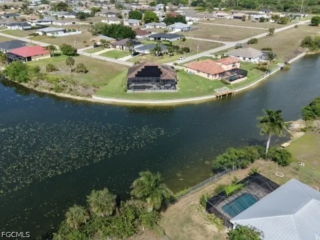 2102 NE 22nd Avenue, Cape Coral, FL 33909 - #2