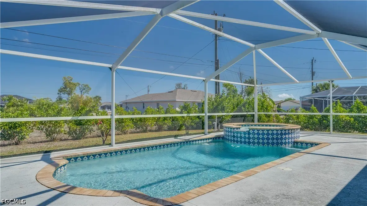 1105 SW 2nd Street, Cape Coral, FL 33991 - #1