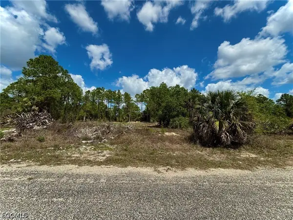 3214 54th Street W, Lehigh Acres, FL 33971