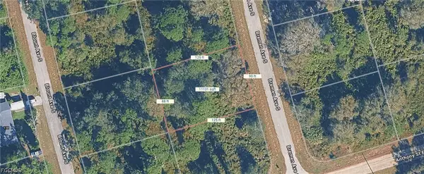 138 Bremen Avenue S, Lehigh Acres, FL 33974