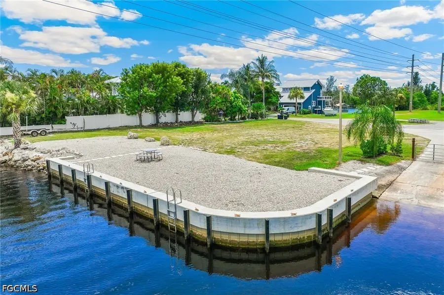 6118 Park Road, Fort Myers, FL 33908 - #2