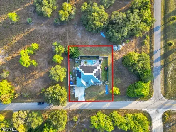 2402 E 14th Street, Lehigh Acres, FL 33972