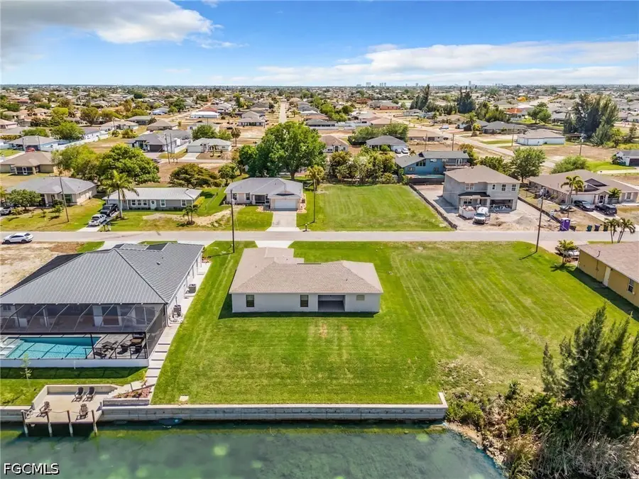 923 NE 1st Avenue, Cape Coral, FL 33909 - #3