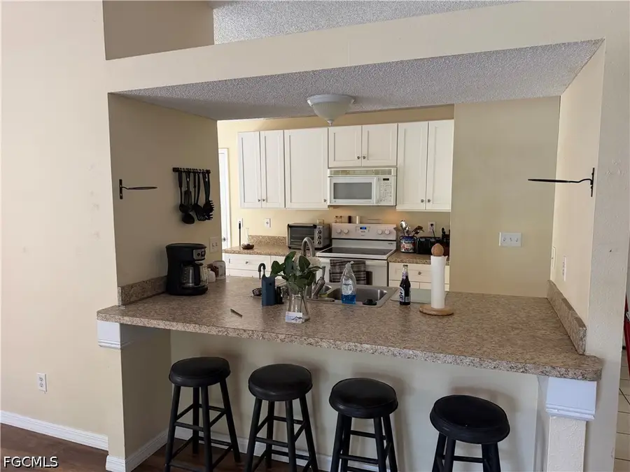 8072 Sandpiper Road, Fort Myers, FL 33967 - #2