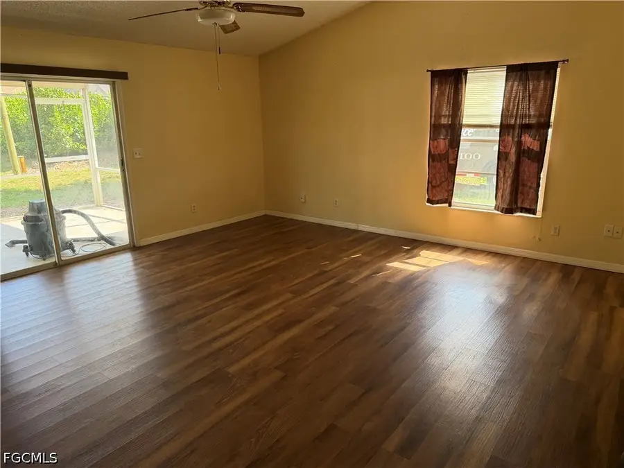 8072 Sandpiper Road, Fort Myers, FL 33967 - #3