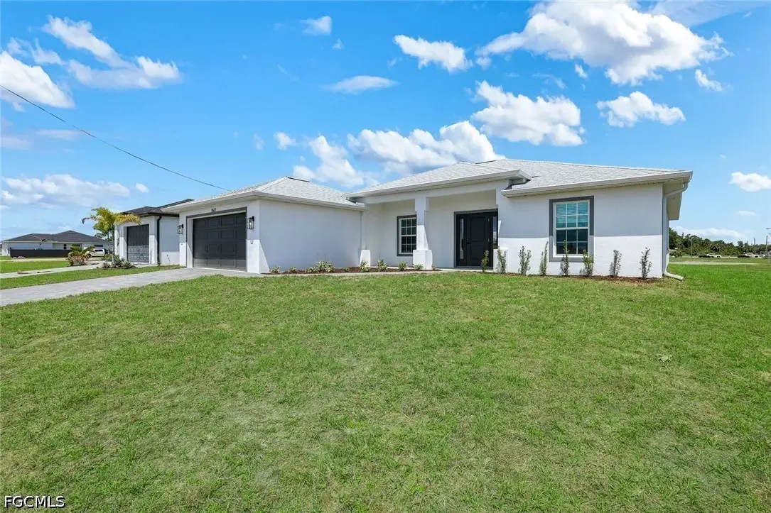 1517 NE 23rd Street, Cape Coral, FL 33909 - #1