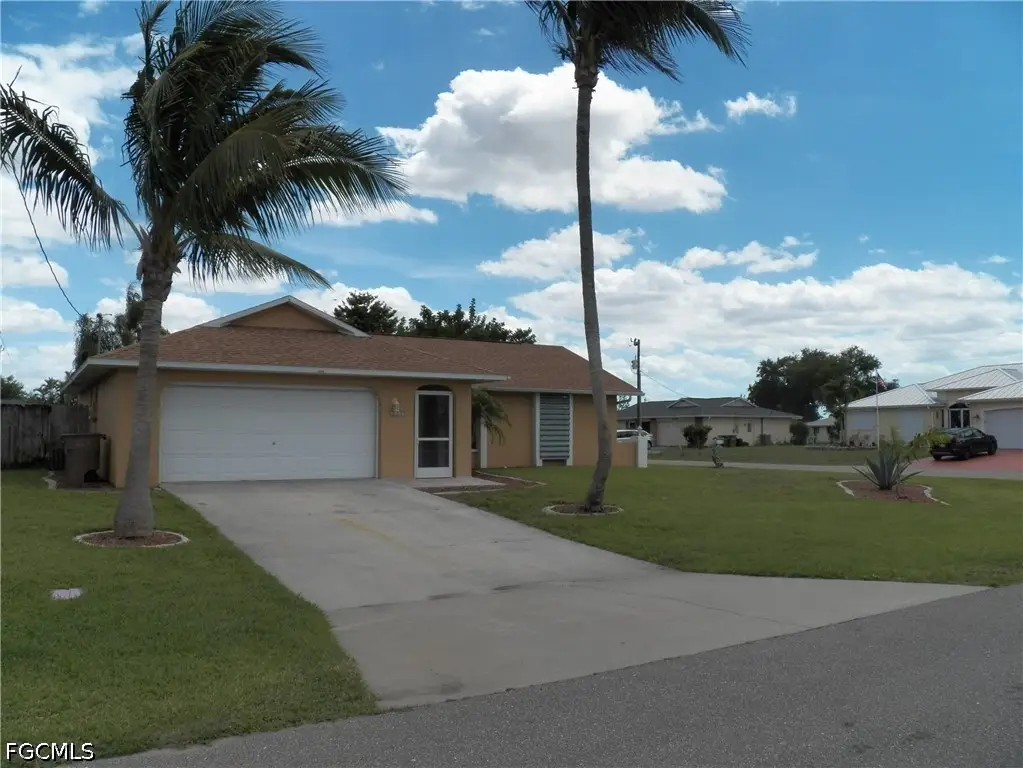 1119 SE 13th Avenue, Cape Coral, FL 33990 - #1