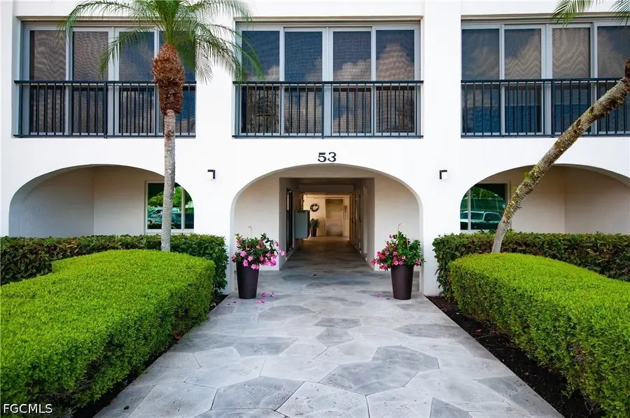 53 High Point Circle W #204, Naples, FL 34103 - #2