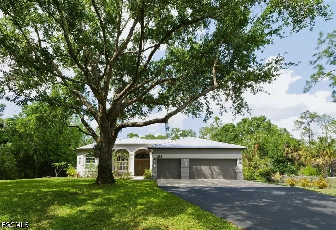 355 14th Avenue Ne, Naples, FL 34120 - #1